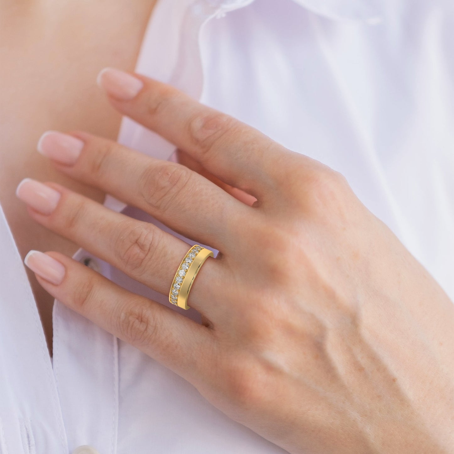 Lustro Channel Diamond Band Caratlink