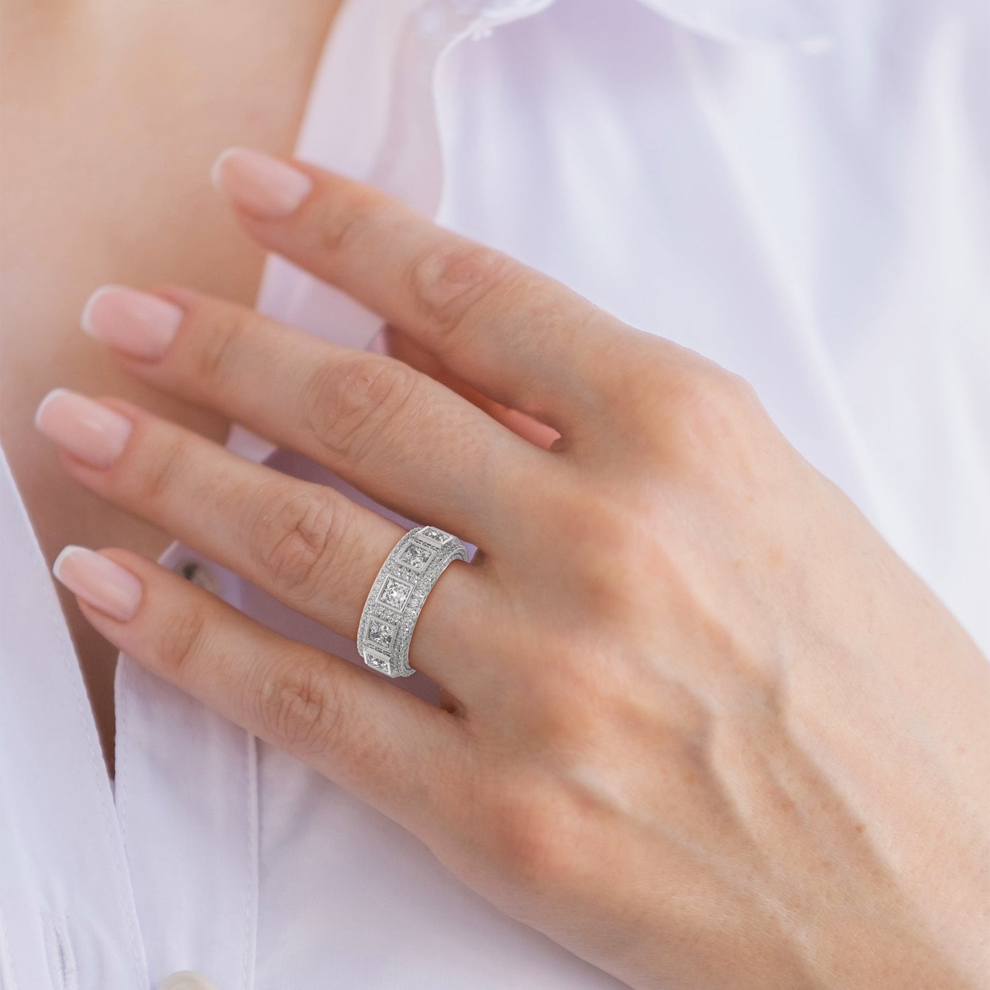 Regal Square Diamond Band Caratlink