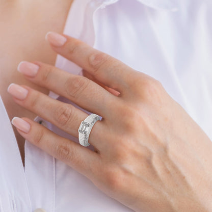 Imperial Edge Emerald Band Ring - Caratlink